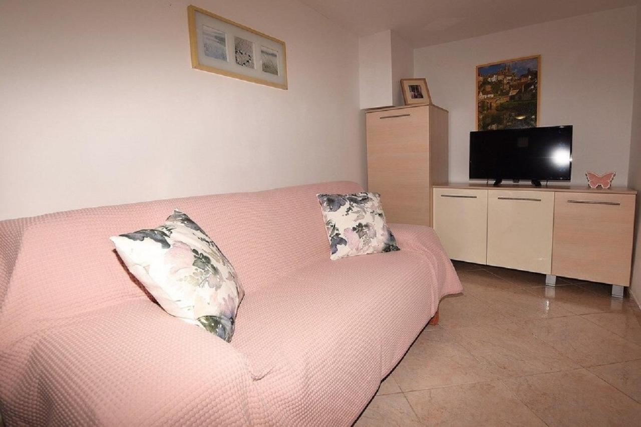 Apartmani Sole Pjescana Uvala Luaran gambar